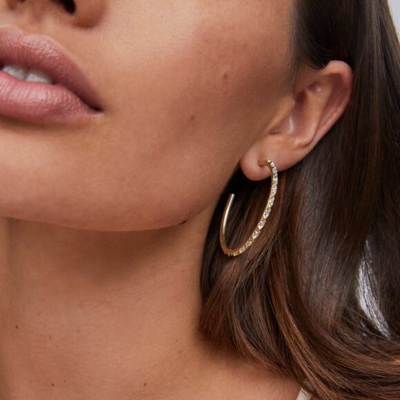 Kendra Scott Veronica Hoop Earrings in Gold with Pouch & box - Picture 5 of 14